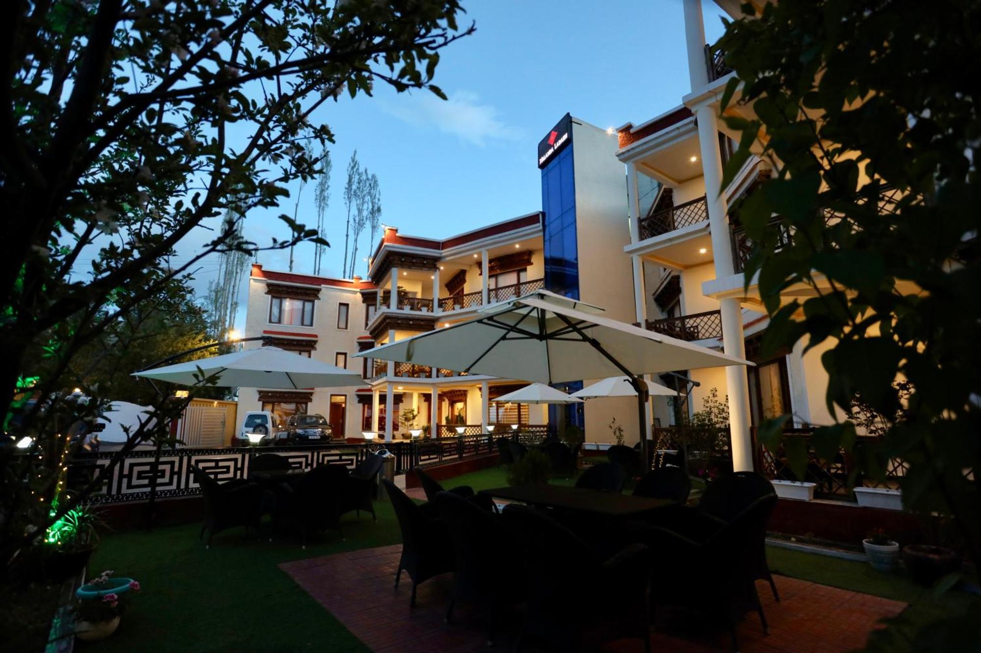 Hotel Nalanda Ladakh Leh Esterno foto